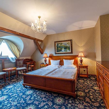 Chateau Zbiroh Dış mekan fotoğraf