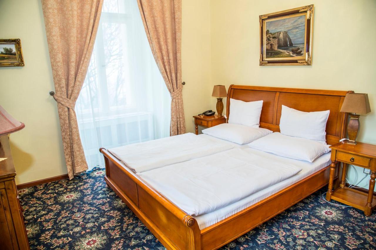 Chateau Zbiroh Dış mekan fotoğraf