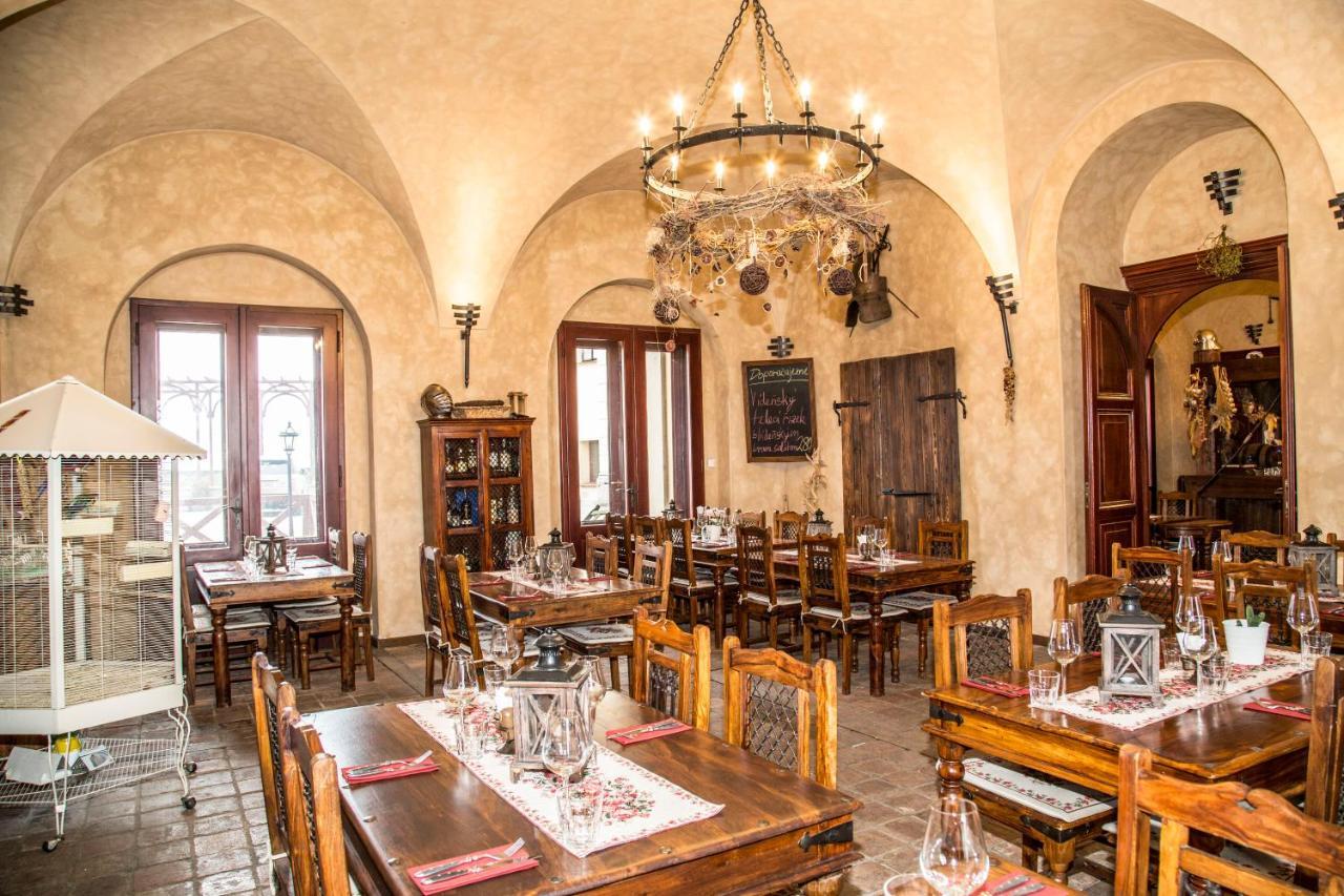 Chateau Zbiroh Dış mekan fotoğraf